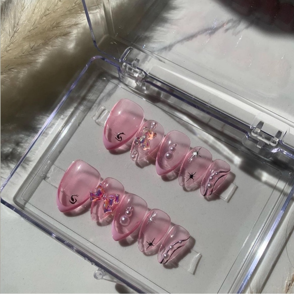 Handmade /press on nails + Free prep included /durable / high quality/ r…